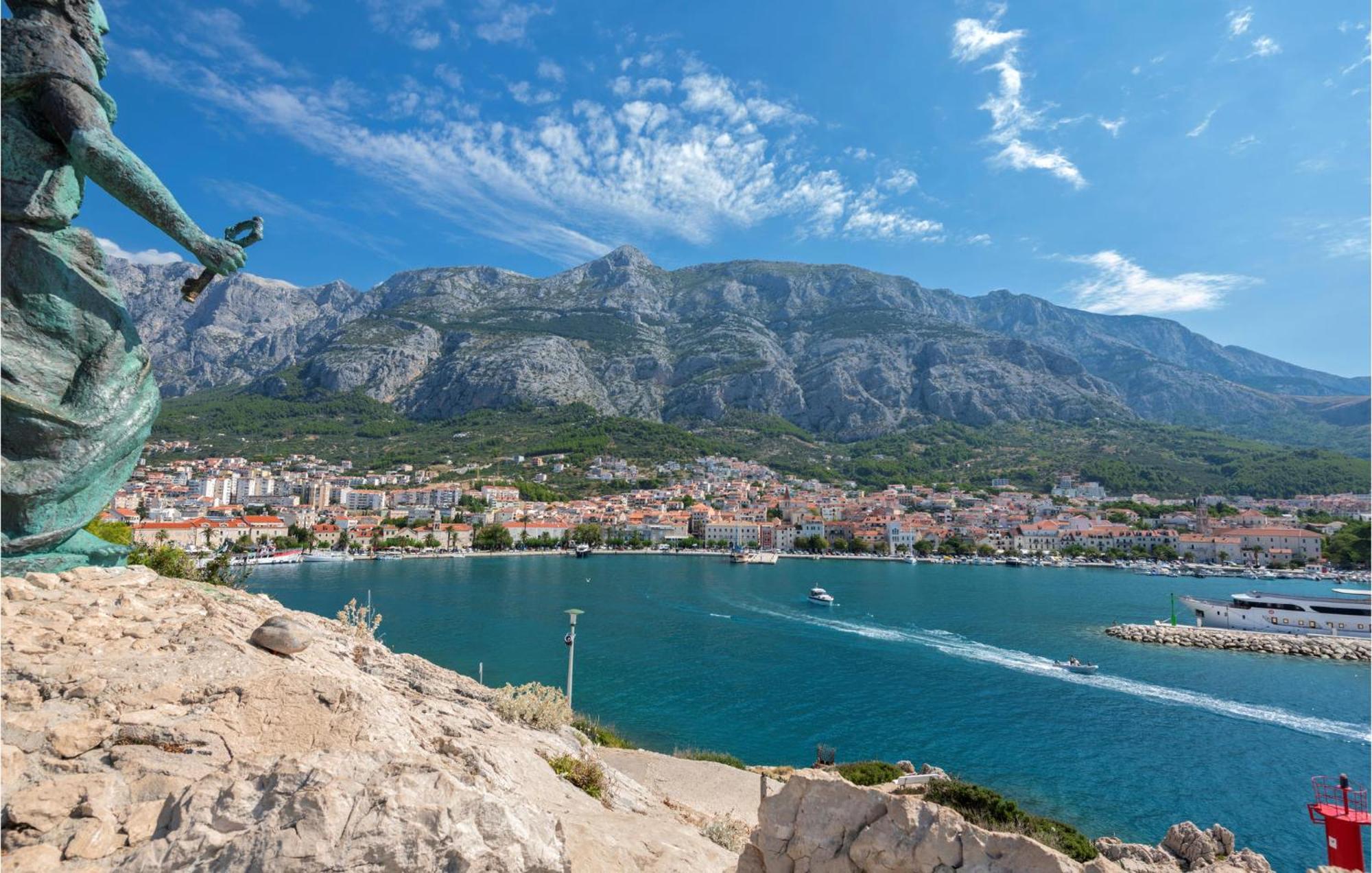 1 Bedroom Beautiful Apartment In Baška Voda المظهر الخارجي الصورة
