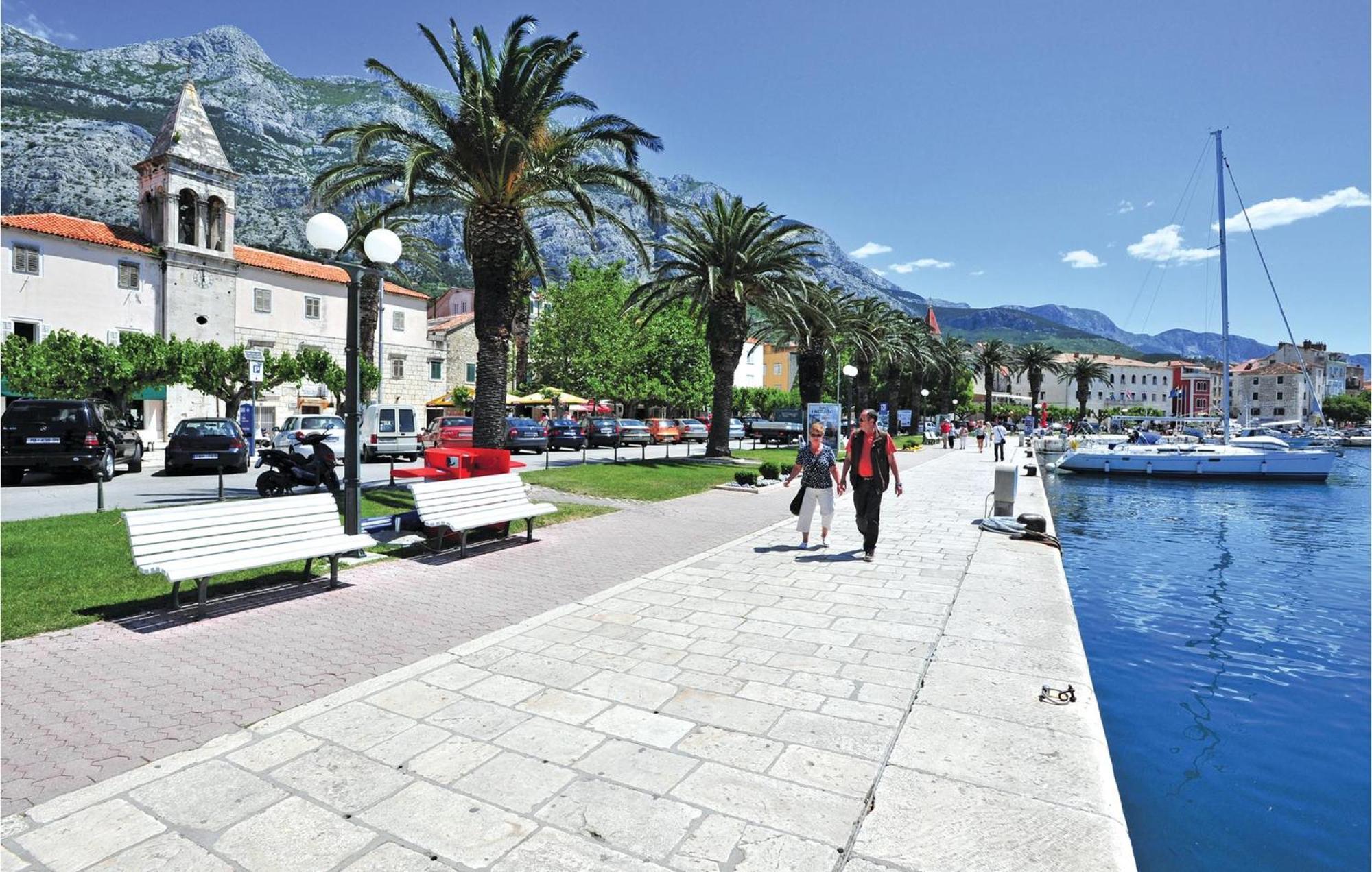 1 Bedroom Beautiful Apartment In Baška Voda المظهر الخارجي الصورة