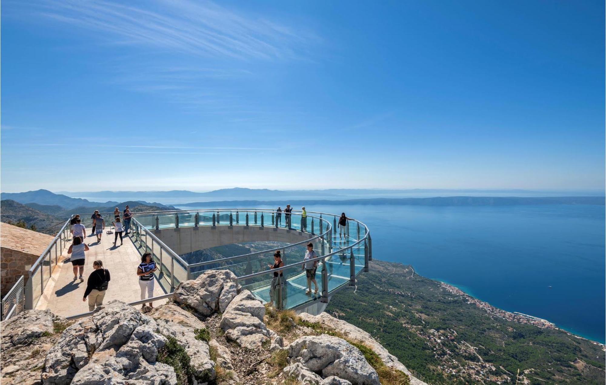 1 Bedroom Beautiful Apartment In Baška Voda المظهر الخارجي الصورة
